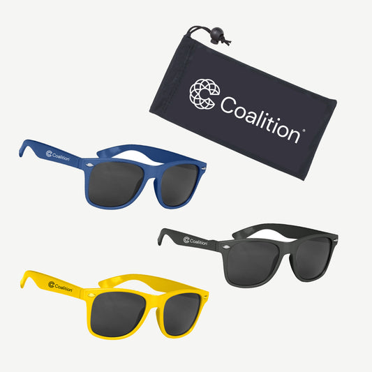 Sunglasses and Case with Logo (US)